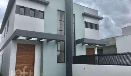 Casa com 3 quartos à venda na Rua Raimundo Starosky, 817, Carianos, Florianópolis, 127 m2 por R$ 980.000