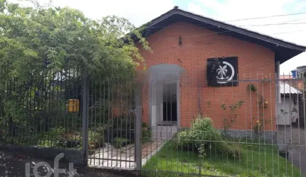 Casa com 3 quartos à venda na Rua Professora Maria Madalena Moura Ferro, 205, Estreito, Florianópolis, 150 m2 por R$ 800.000
