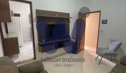 Casa com 2 quartos para alugar no Comercial e Residencial Jardim Mariana, Pindamonhangaba  por R$ 1.500
