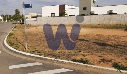 Terreno à venda no Loteamento Residencial Village Splendore, Pindamonhangaba  por R$ 400.000