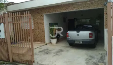 Casa à venda no bairro Vila Santana - Sorocaba/SP