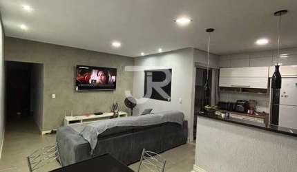Casa Térrea de 3 Dormitórios com Suíte no Bairro Santa Rosa, Sorocaba - Ao Lado da Avenida Ipanema!