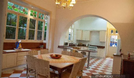 Casa com 3 dormitórios à venda, 436 m² por R$ 2.400.000,00 - Vila Rezende - Piracicaba/SP