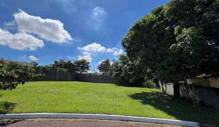 Terreno à venda em Piracicaba no Condominio São Luis, 366 m² por R$ 300.000,00
