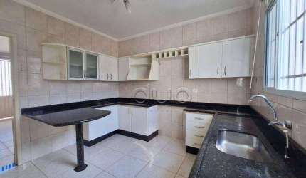 Casa com 3 dormitórios para alugar, 138 m² por R$ 3.090,30/mês - Vila Independência - Piracicaba/SP