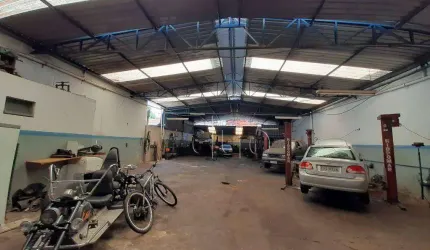 Barracão à venda, 297 m² por R$ 2.000.000,00 - Vila Rezende - Piracicaba/SP