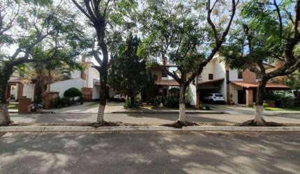 Casa com 4 dormitórios à venda - Jardim São Carlos - Sorocaba/SP