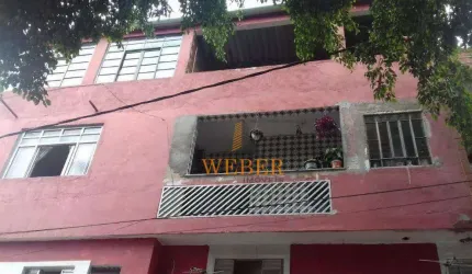 Casa de três cômodos à venda com mais quatro casas de dois cômodos lavanderia e banheiro com água e luz separado no mesmo quintal com renda de locação