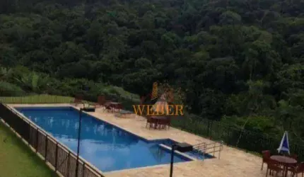 Apartamento com lazer