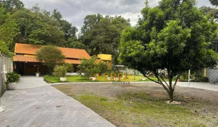Casa em cotia km 30 , da Rodovia Raposo Tavares