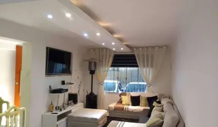 Linda Casa 4 Dormitórios 2 Suítes Maria Rosa - Taboão da Serra
