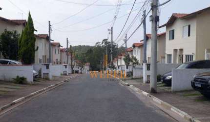 Casa em condomínio fechado
