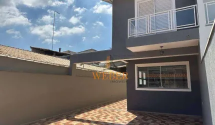 Excelente casa na Granja Vianna - 3 Dormitórios - 4 vagas