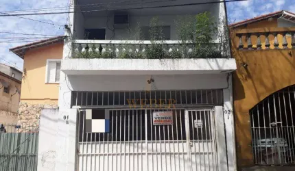 Casa com edícula no Jardim Arpoador
