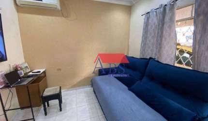 Casa com 2 dormitórios.