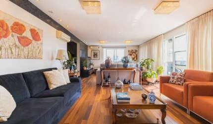 Cobertura para venda com 4 quartos, sendo 4 suítes, 326m²