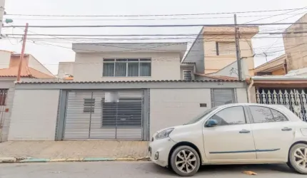 Casa tipo para venda com 3 quartos, sendo 1 suíte, 250m²