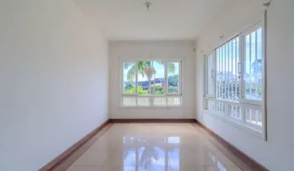 Casa tipo para venda com 4 quartos, sendo 2 suítes, 354m²