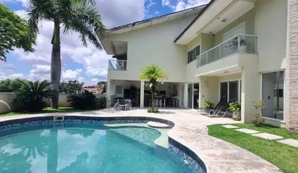 Sobrado para venda com 4 quartos, sendo 4 suítes, 600m²