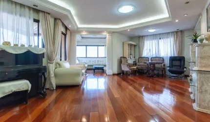 Apartamento tipo para venda com 4 quartos, sendo 4 suítes, 250m²