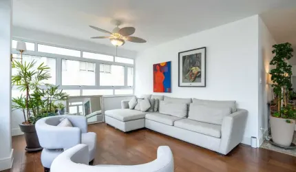 Apartamento tipo para venda com 4 quartos, sendo 1 suíte, 164m²