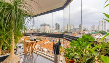 Apartamento tipo para venda com 3 quartos, sendo 1 suíte, 140m²