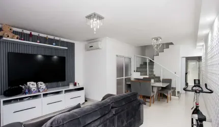 Sobrado para venda com 3 quartos, sendo 3 suítes, 155m²
