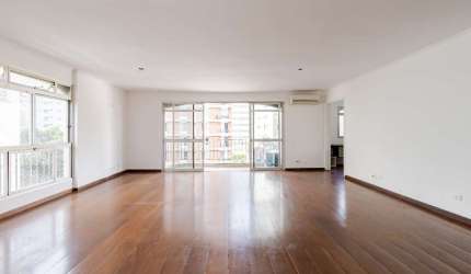 Apartamento tipo para venda com 3 quartos, sendo 3 suítes, 192m²