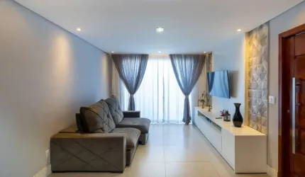 Sobrado para venda com 3 quartos, sendo 1 suíte, 170m²
