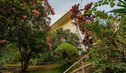 Casa tipo para venda com 3 quartos, sendo 1 suíte, 320m²