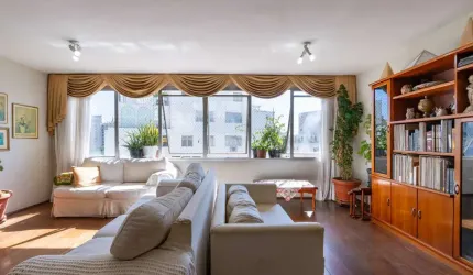 Apartamento tipo para venda com 3 quartos, sendo 1 suíte, 132m²