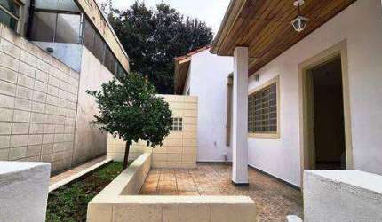 Linda casa no alto da Mooca