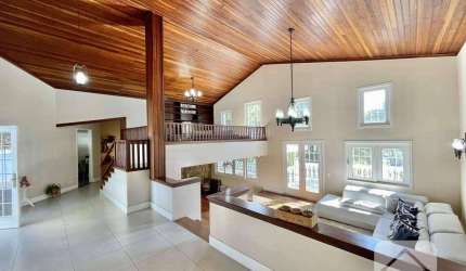 Casa 3 suítes Mobiliada Fazendinha