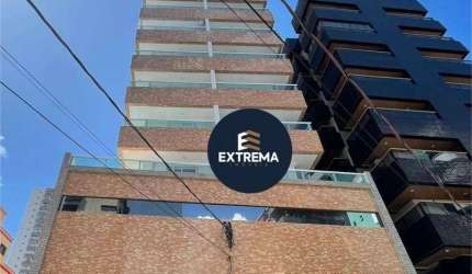 Oportunidade no Boqueirão – Apartamento Mobiliado com Sacada e Sol da Manhã!