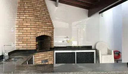 Sobrado com 3 dormitórios para alugar, 313 m² por R$ 9.300,00/mês - Matriz - Mauá/SP