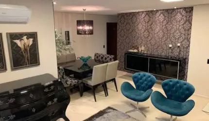 Apartamento - Padrão, para Venda em Uberlândia/MG