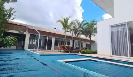 Casa - Em condomínio, para Venda em Uberlândia/MG