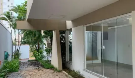 Casa - Padrão, para Venda em Uberlândia/MG