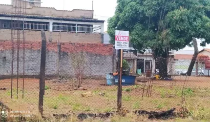 Terreno - Em rua, para Venda em Uberlândia/MG