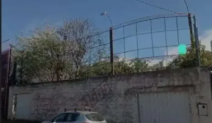 Terreno - Comercial, para Venda em Uberlândia/MG
