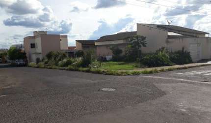 Terreno - Em rua, para Venda em Uberlândia/MG