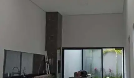 Casa - Padrão, para Venda em Uberlândia/MG