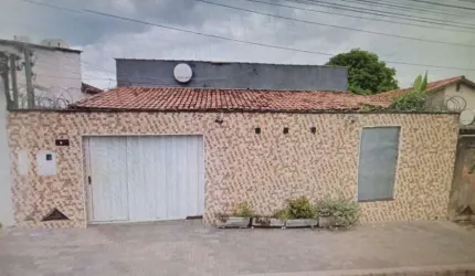 Casa - Padrão, para Venda em Uberlândia/MG