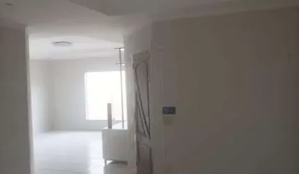 Casa - Padrão, para Venda em Uberlândia/MG