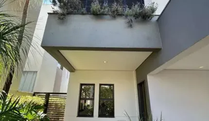 Casa - Sobrado em condomínio, para Venda em Uberlândia/MG