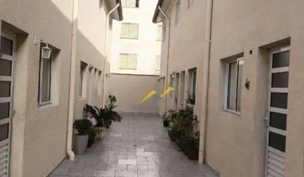Casa com 2 dormitórios à venda, 50 m² por R$ 270.000 - Jardim Miriam - São Paulo/SP