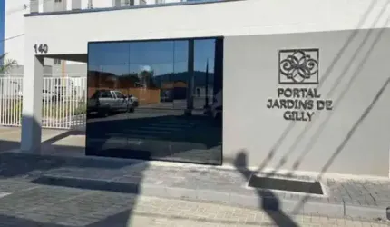 Apartamento com 2 dormitórios à venda, 50 m² por R$ 208.000 - Jardim São João - Pouso Alegre/MG
