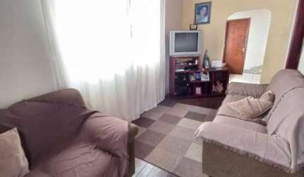 Casa com 3 dormitórios à venda, 128 m² por R$ 450.000,00 - Centro - Pouso Alegre/MG