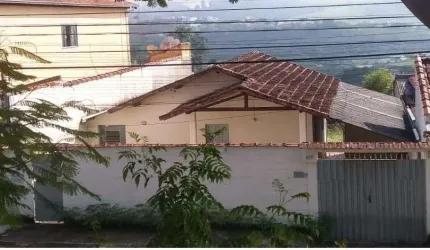 Casa com aptidão comercial à venda, 82 m² por R$ 400.000 - Altavile - Pouso Alegre/MG