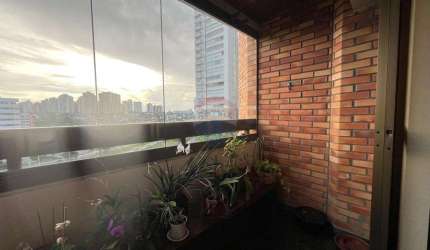 APARTAMENTO COM 04 DORMITÓRIOS SENDO 02 SUÍTEIS - 02 VAGAS DE GARAGEM - VILA EMA